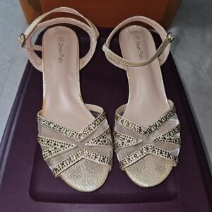 Dream Pairs Gold Strappy Sandals